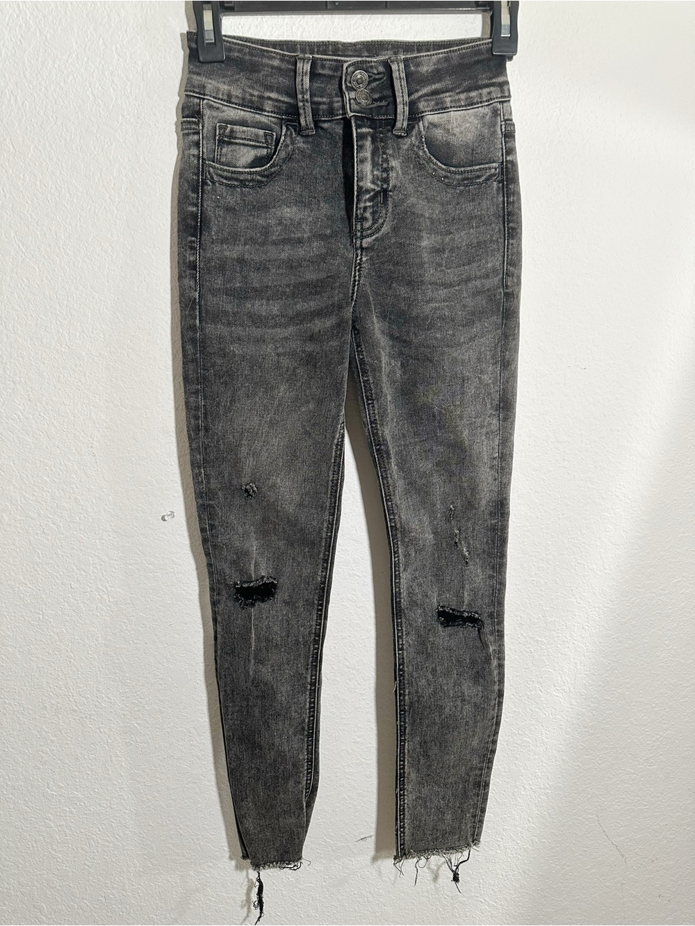 New Vervet Mid Rise Black Acid Washed Frayed Hems Skinny Cropped Jeans Size 24